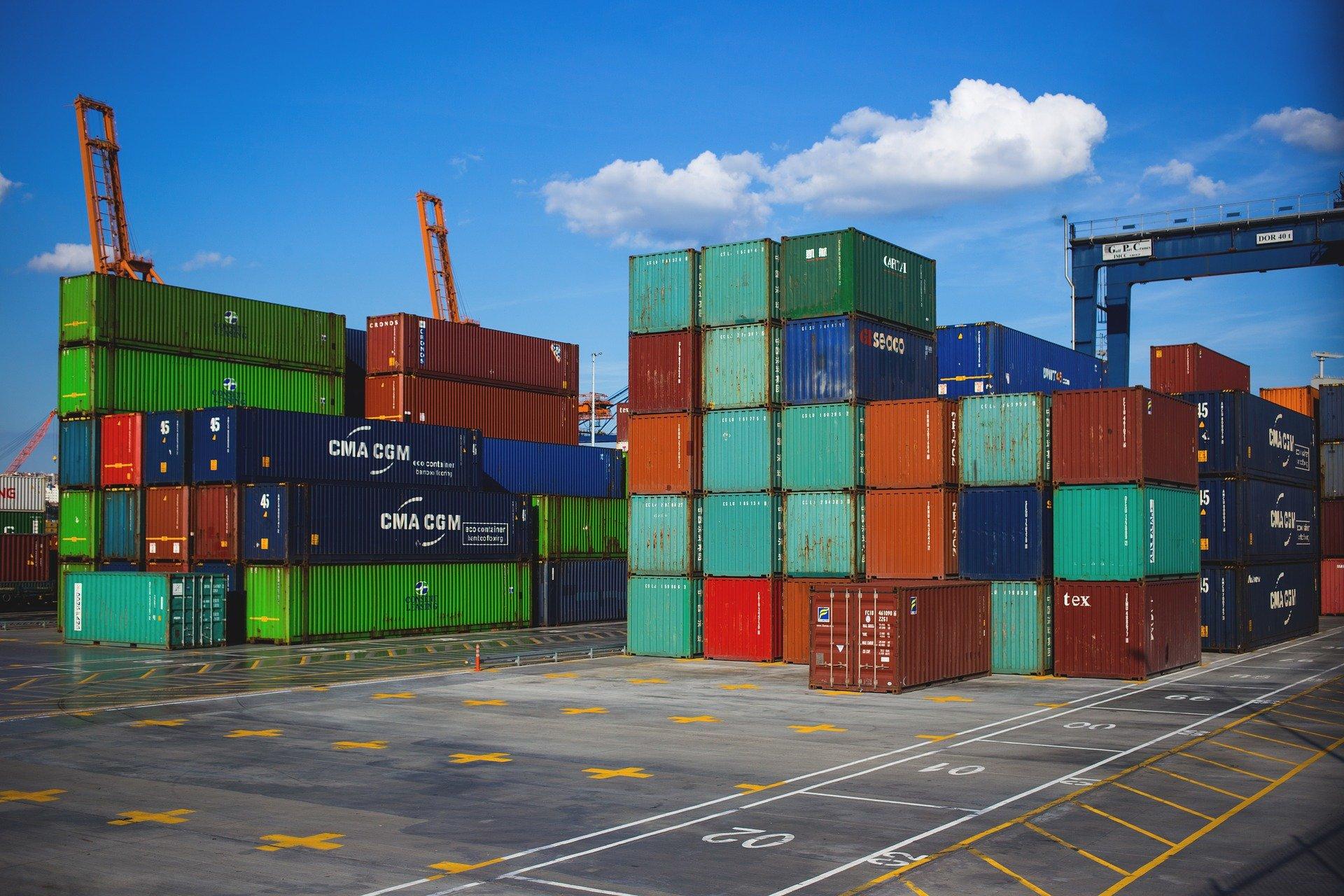 Containers Banner